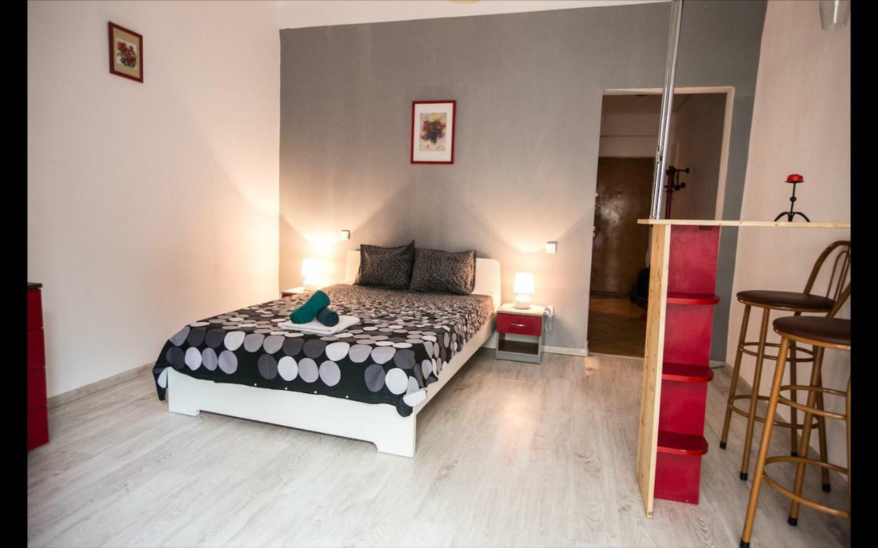 Ferienwohnung Cismigiu Garden Studio Bukarest Exterior foto